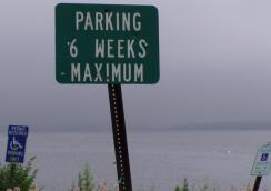 4-164ParkingSign.jpg (18K)